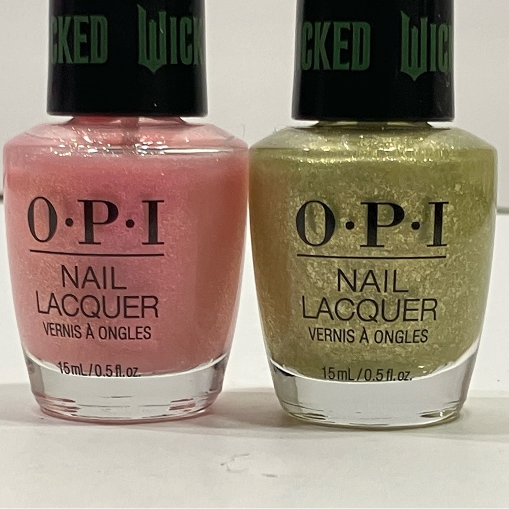 OPI Ga-Linda/Oz-Mazing polish